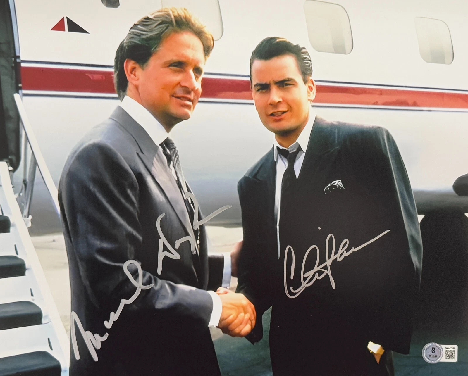 Michael Douglas Charlie Sheen Signed Wall Street 11x14 Photo Autograph Beckett