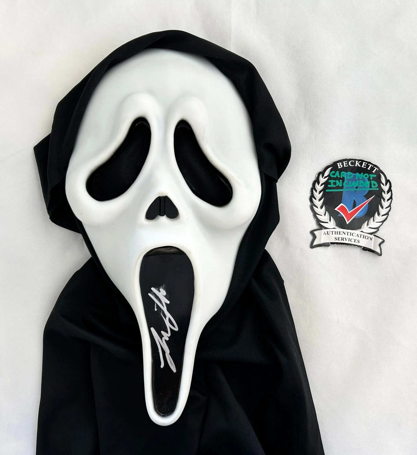 Liana Liberato Signed Mask Scream Beckett BAS 2 COA