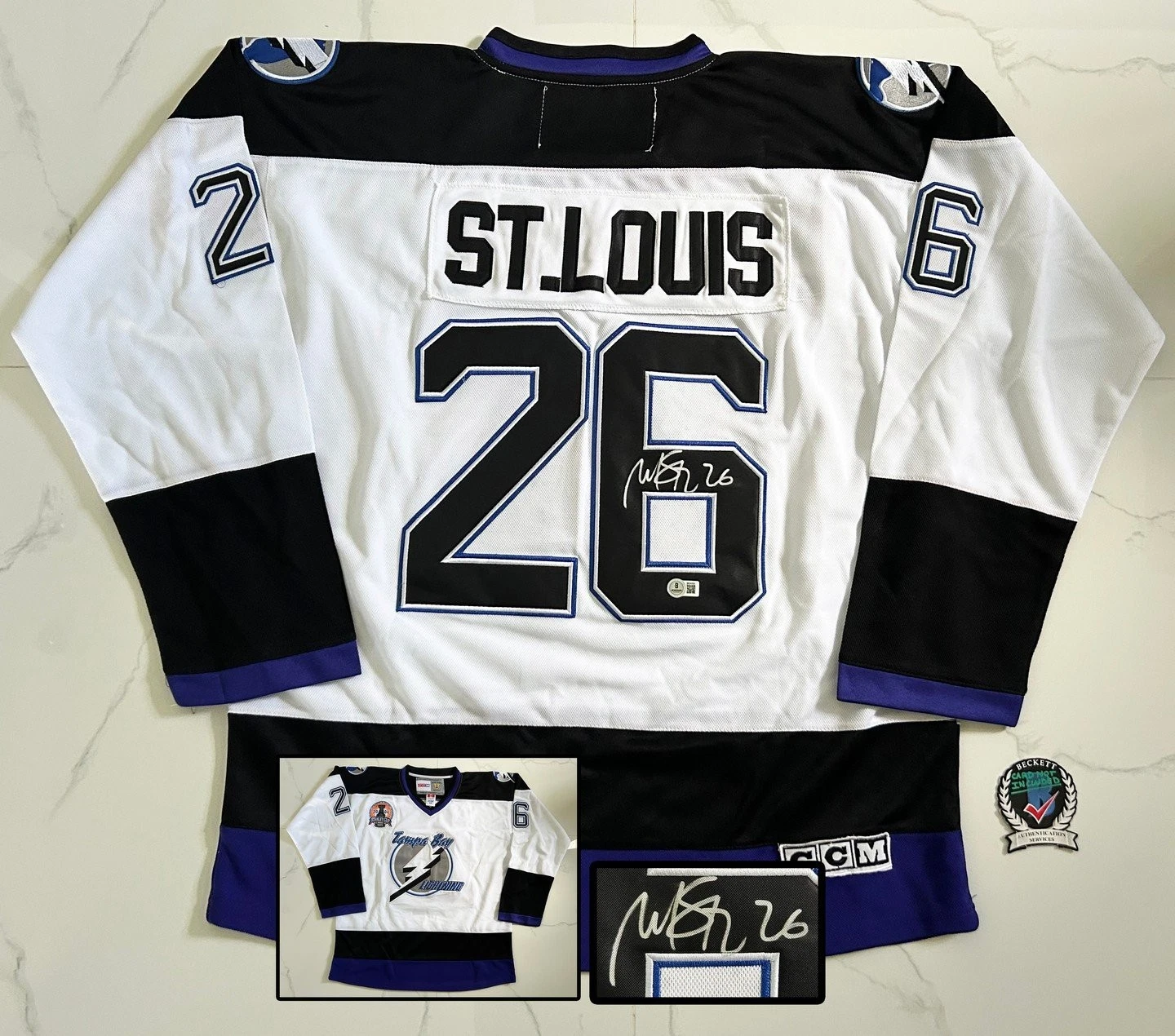 Martin St Louis Signed Jersey Tampa Bay Lightning Beckett BAS COA