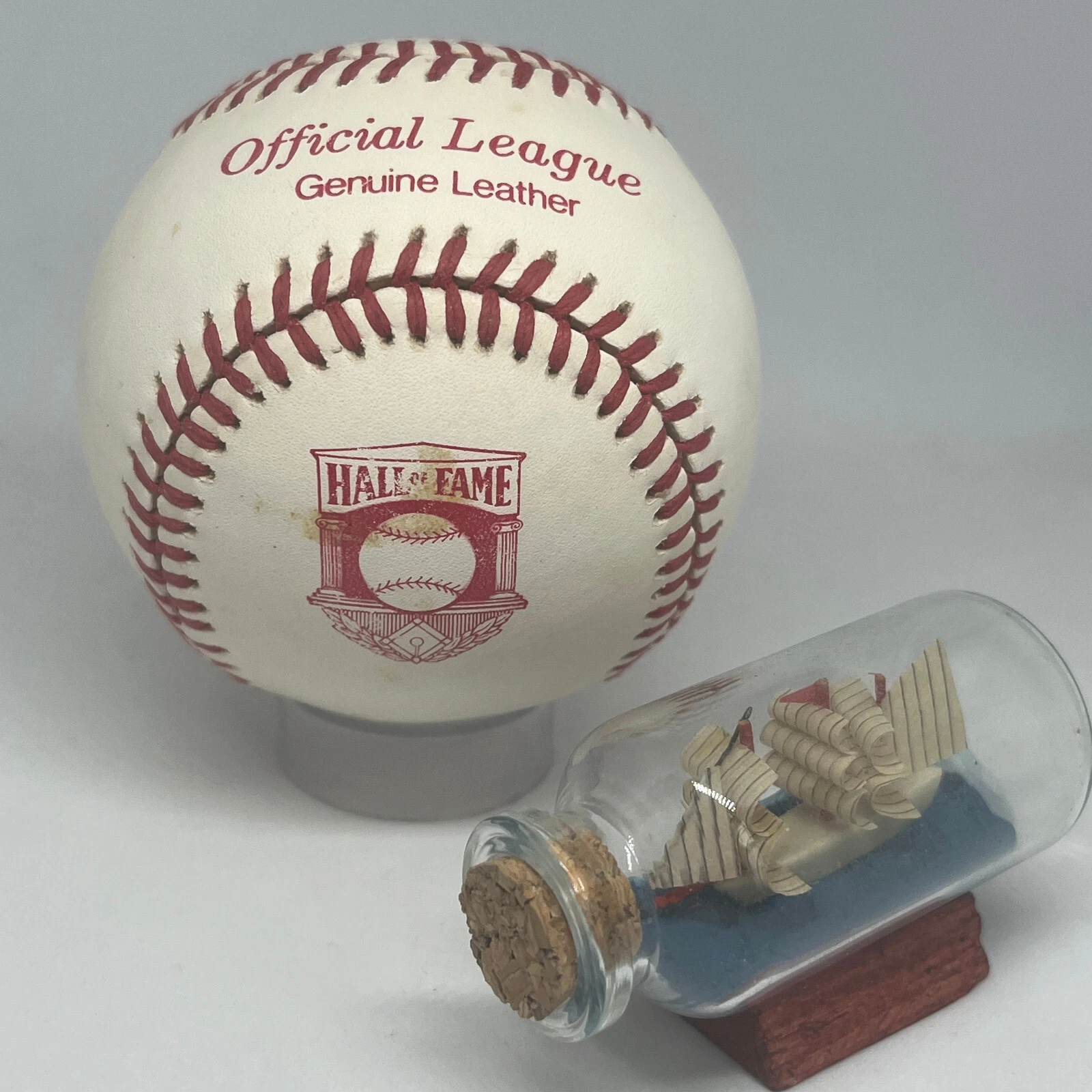 Rawlings Official Vintage Red Hall of Fame Logo Baseball Unsigned HOF Rare U359