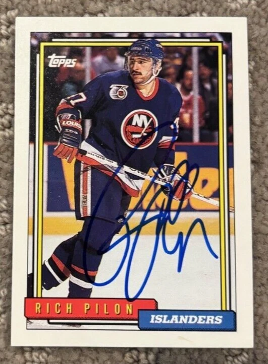 1992-93 Topps #492 Rich Pilon signed autographed New York Islanders Hockey Card