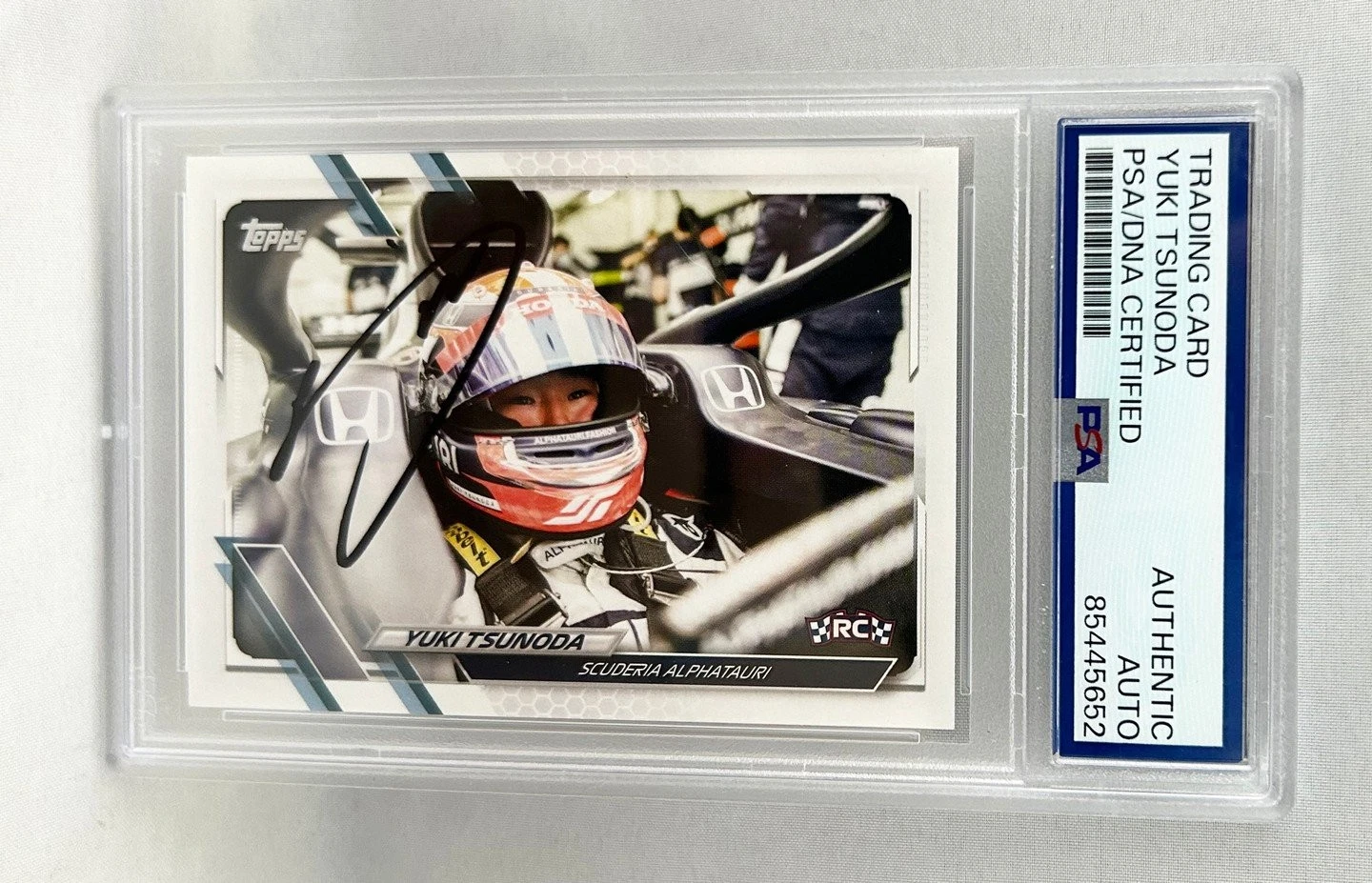 YUKI TSUNODA SIGNED ROOKIE CARD 2021 TOPPS FORMULA 1 #37 PSA/DNA COA COLLECTIBLE MEMORABILIA