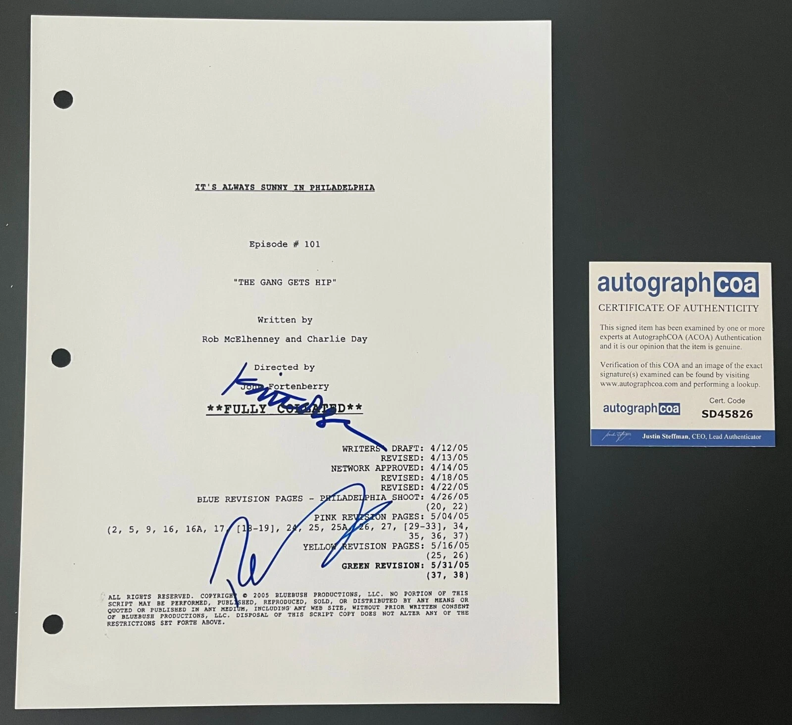 KAITLIN OLSON & ROB MCELHENNEY SIGNED SUNNY IN PHILADELPHIA SCRIPT w/PROOF & COA