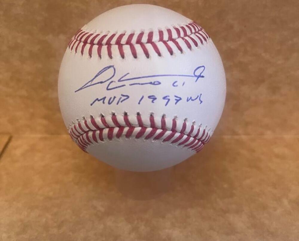 LIVAN HERNANDEZ MVP 1997 WS MARLINS SIGNED AUTOGRAPHED M.L. BASEBALL BECKETT AUT