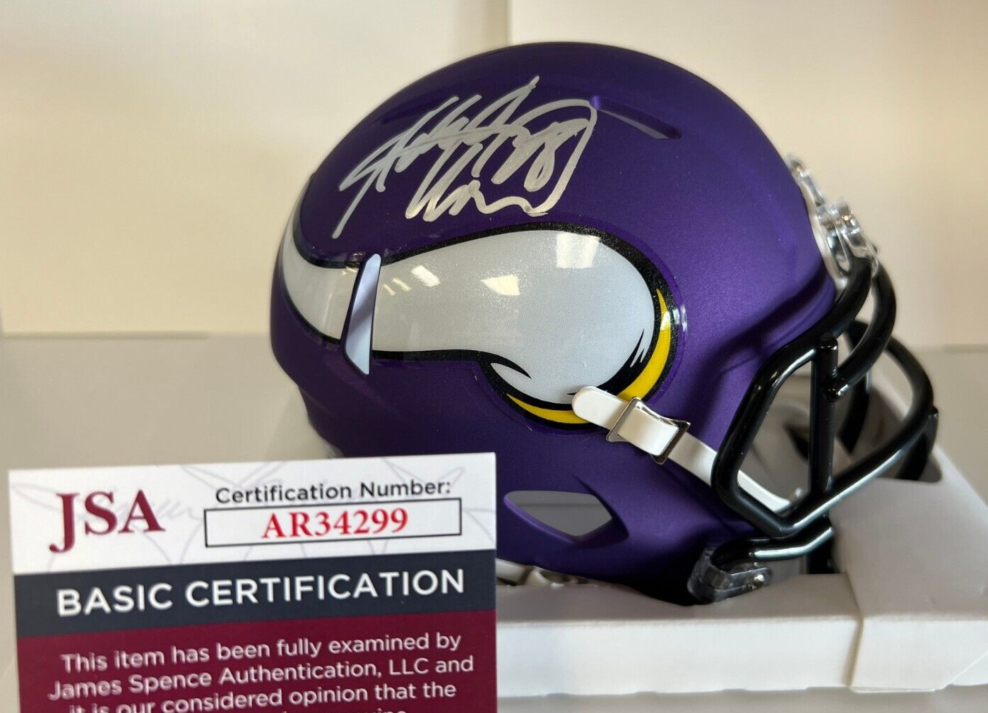 ADRIAN PETERSON MINNESOTA VIKINGS SIGNED AUTOGRAPHED SPEED MINI HELMET BECKETT
