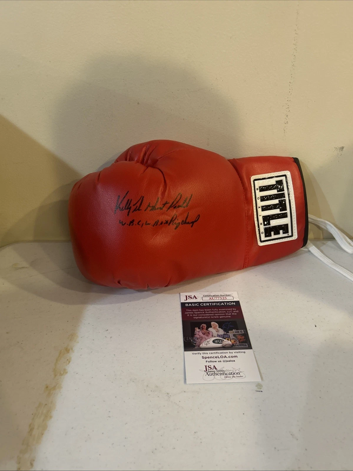 KELLY PAVLIK SIGNED AUTOGRAPH TITLE BOXING GLOVE JSA COA 34 KO CHAMP