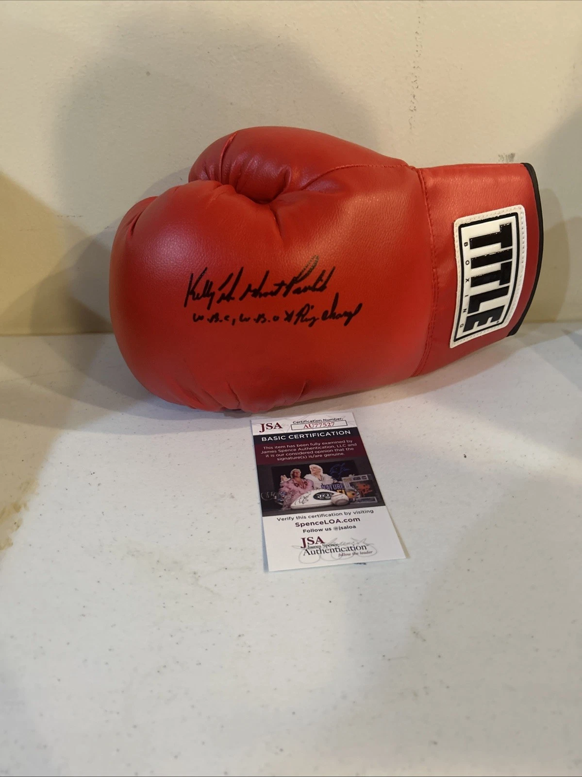 KELLY PAVLIK SIGNED AUTOGRAPH TITLE BOXING GLOVE JSA COA 34 KO CHAMP