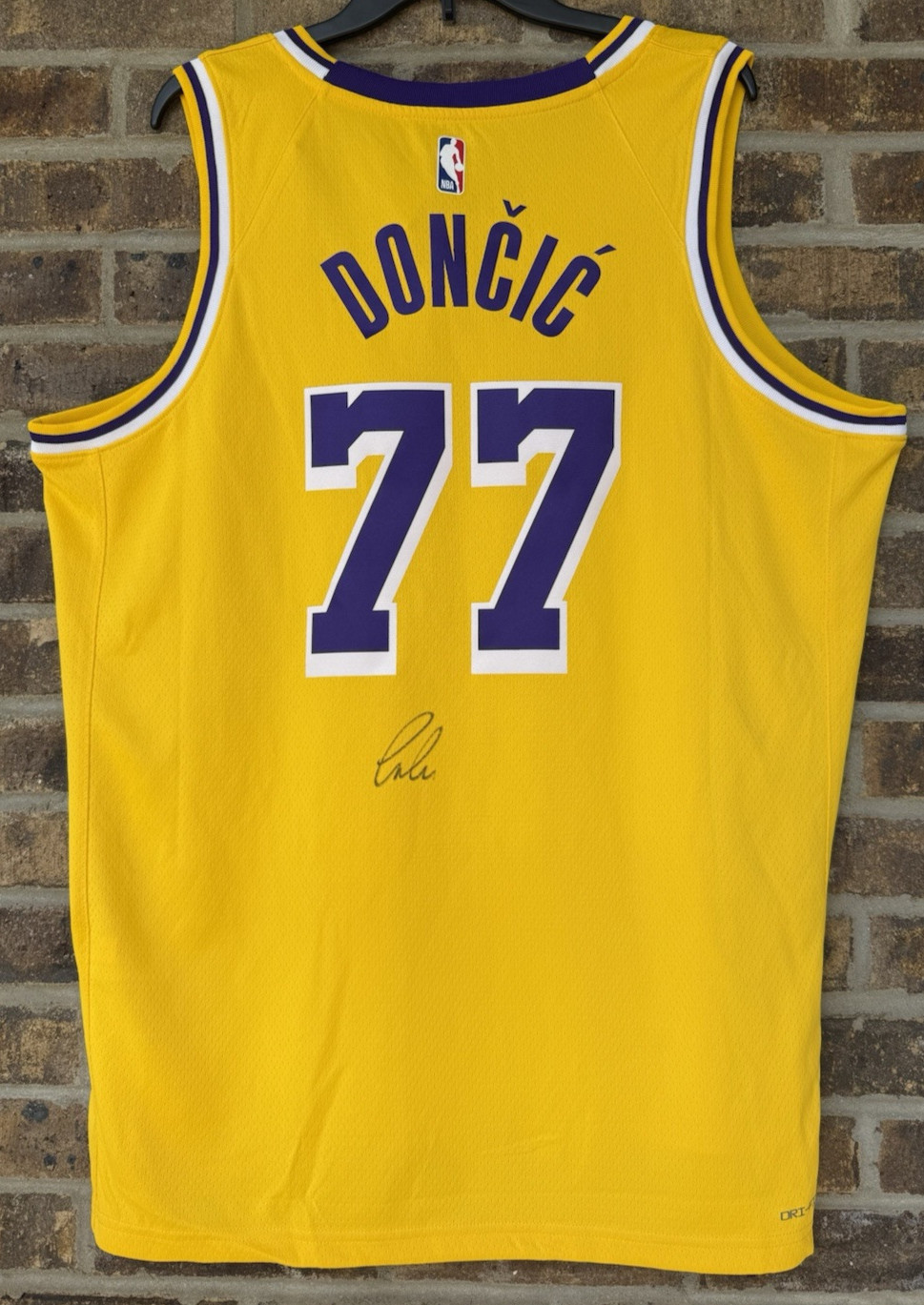 Luka Doncic Los Angeles Lakers Signed Officially Licensed Nike Jersey PSA/DNA
