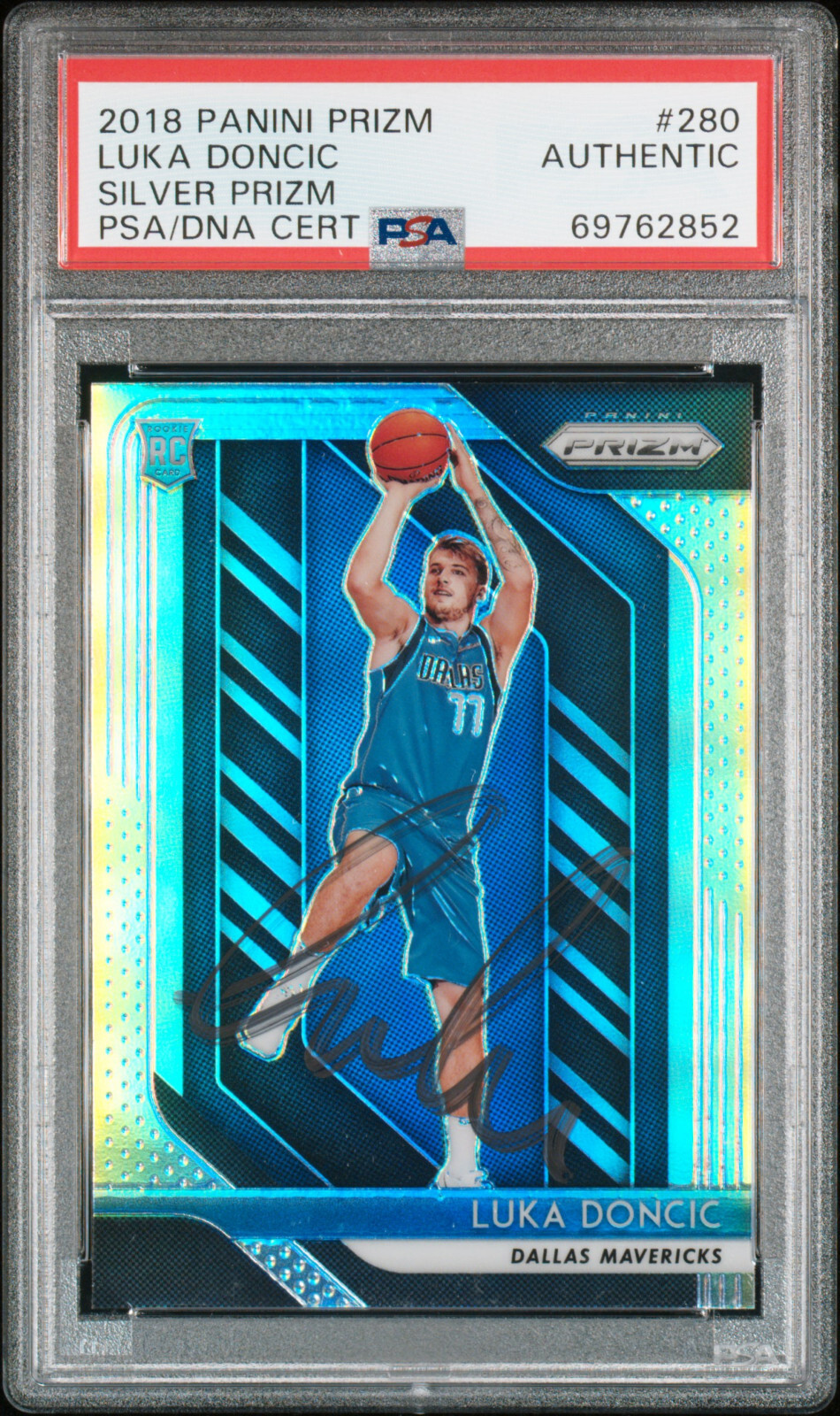 PSA/DNA LUKA DONCIC Signed 2018-19 PANINI SILVER PRIZM CARD RC #280 ROOKIE AUTO