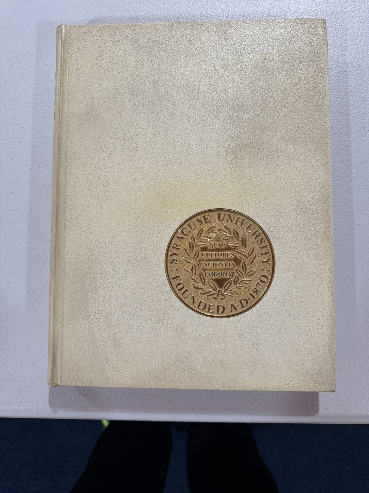 SYRACUSE UNIVERSITY 1963 YEARBOOK JOHN MACKEY FOOTBALL COLLECTIBLE MEMORABILIA