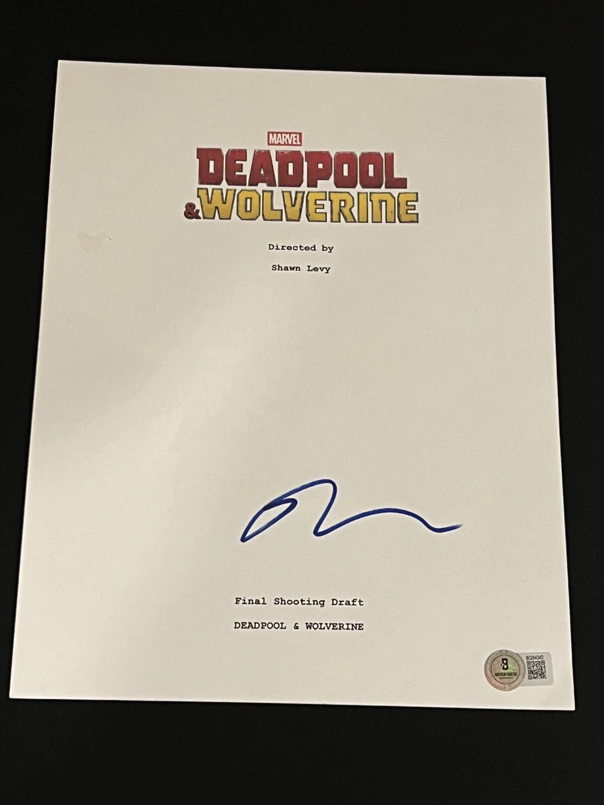 RYAN REYNOLDS SIGNED AUTOGRAPH DEADPOOL WOLVERINE MOVIE SCRIPT BECKETT BAS E COLLECTIBLE MEMORABILIA