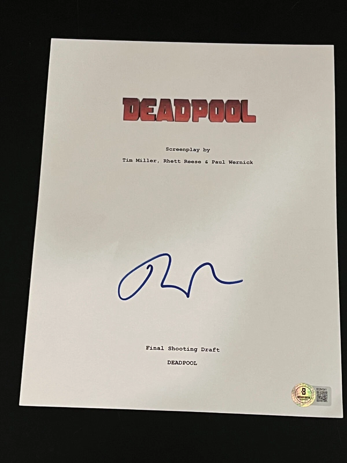 RYAN REYNOLDS SIGNED AUTOGRAPH DEADPOOL MOVIE SCRIPT BECKETT BAS AUTO COA D