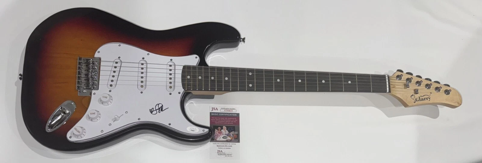 LISA LOEB SIGNED SUNBURST ELECTRIC GUITAR STAY JSA COA