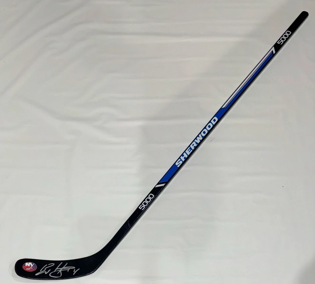 BO HORVAT SIGNED SHERWOOD HOCKEY STICK NEW YORK ISLANDERS JSA COA