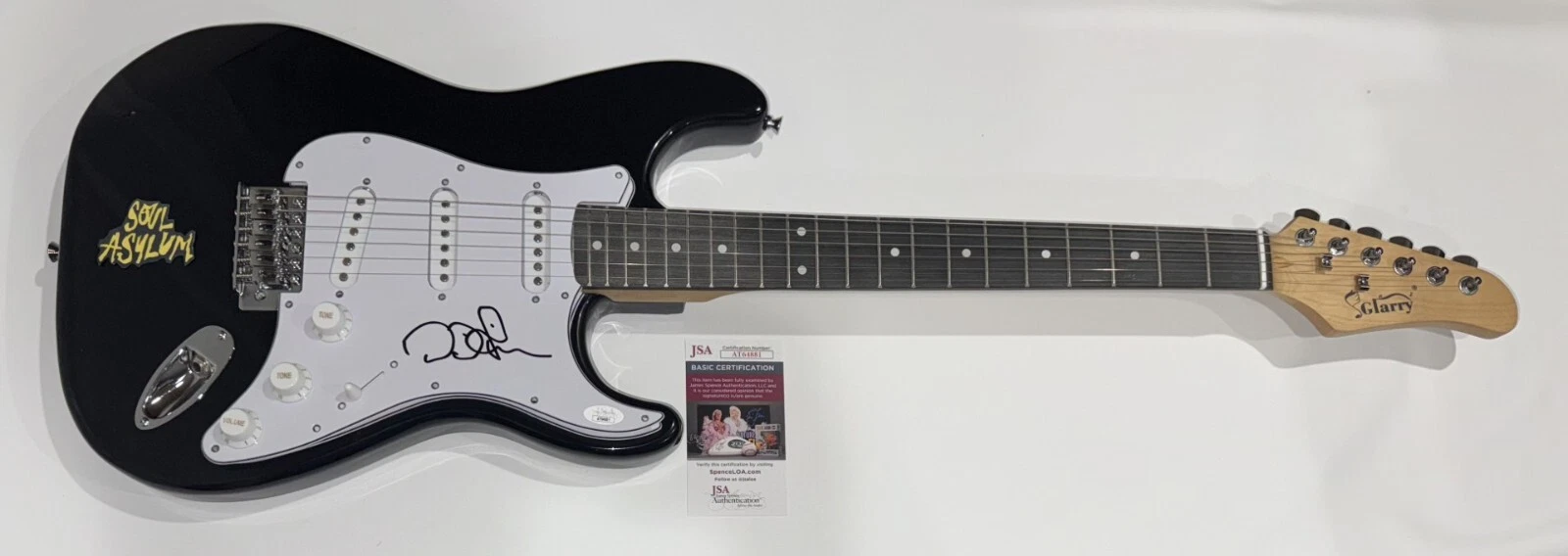 DAVE PIRNER SIGNED BLACK ELECTRIC GUITAR SOUL ASYLUM JSA COA