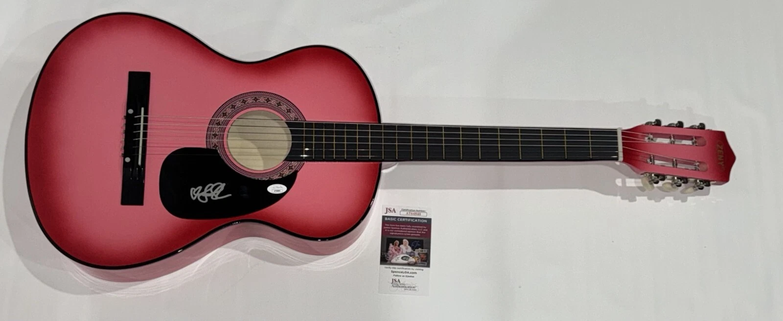 LISA LOEB SIGNED HOT PINK ACOUSTIC GUITAR STAY VERY RARE JSA COA