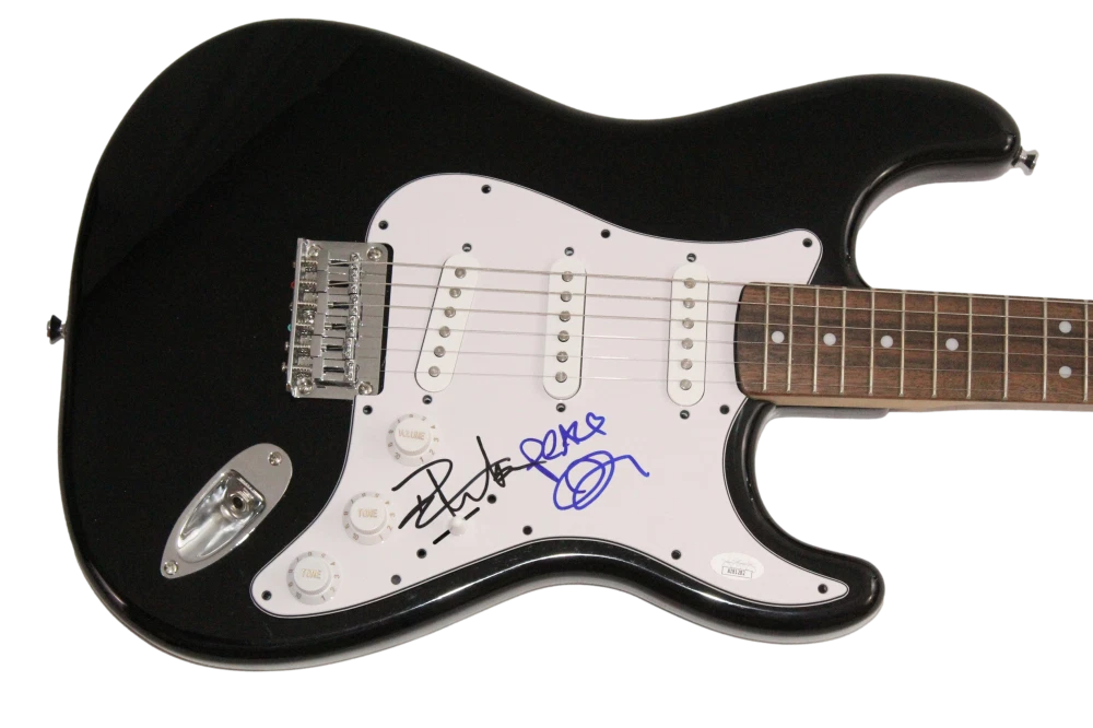 Dave Matthews & Tim Reynolds Signed Autograph Fender Guitar - Band w/ JSA COA