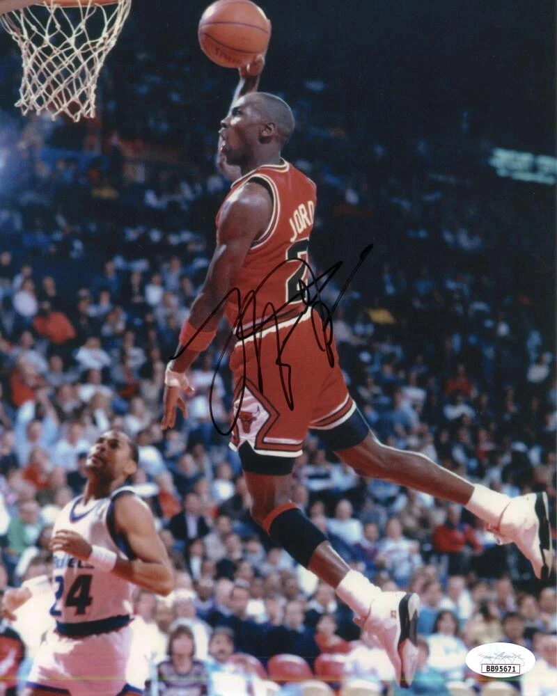 Michael Jordan Signed Autograph 8x10 Photo - Chicago Bulls Basketball GOAT JSA