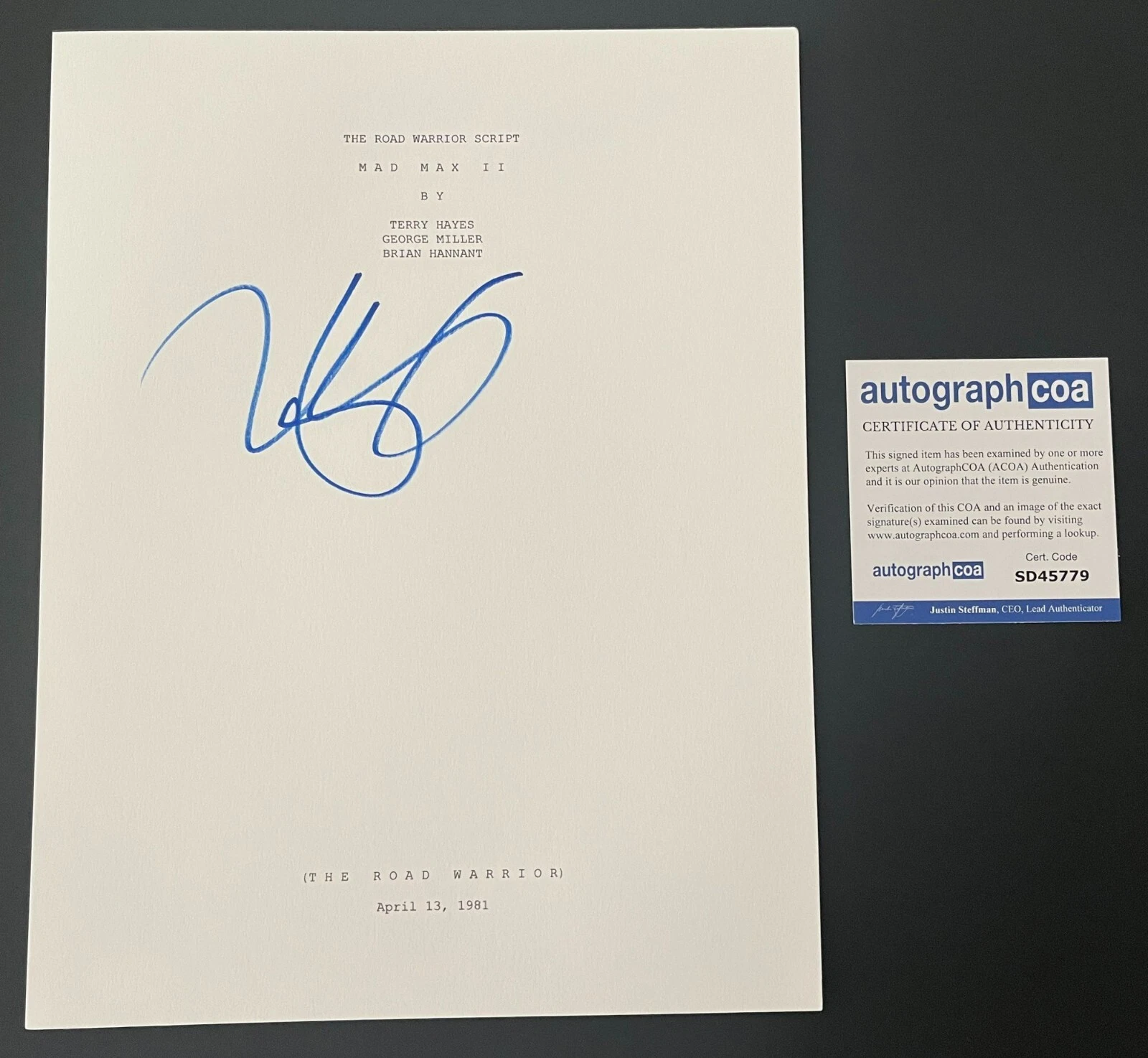 GEORGE MILLER SIGNED MAD MAX 2 FULL MOVIE SCRIPT w/PROOF & AUTOGRAPH COA ACOA