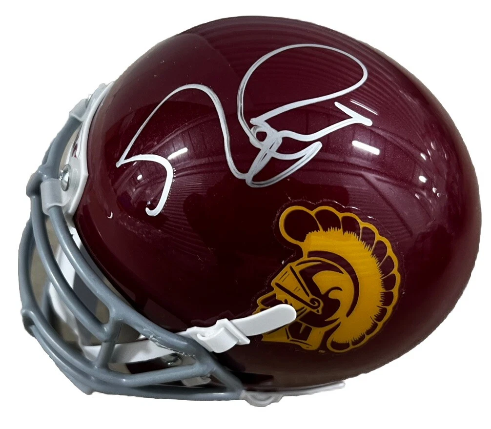 MATT LEINART signed (USC TROJANS) mini football helmet BECKETT BP59125
