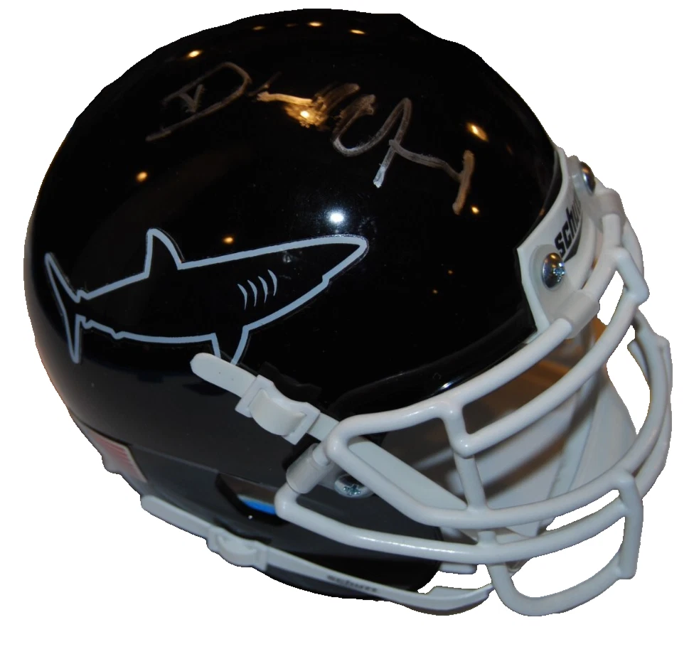 DENNIS QUAID signed (ANY GIVEN SUNDAY) Miami Sharks Mini Helmet JSA AX28246