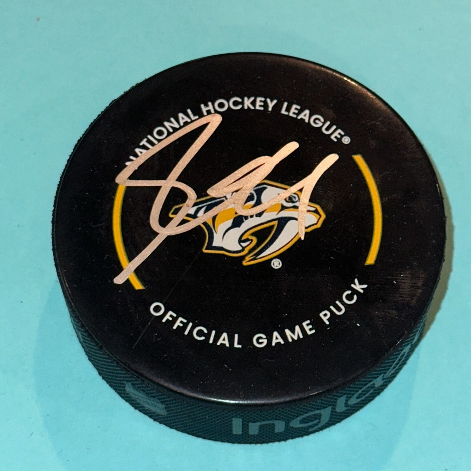FILIP FORSBERG Signed Nashville PREDATORS Official GAME Puck Beckett Auth (BAS)