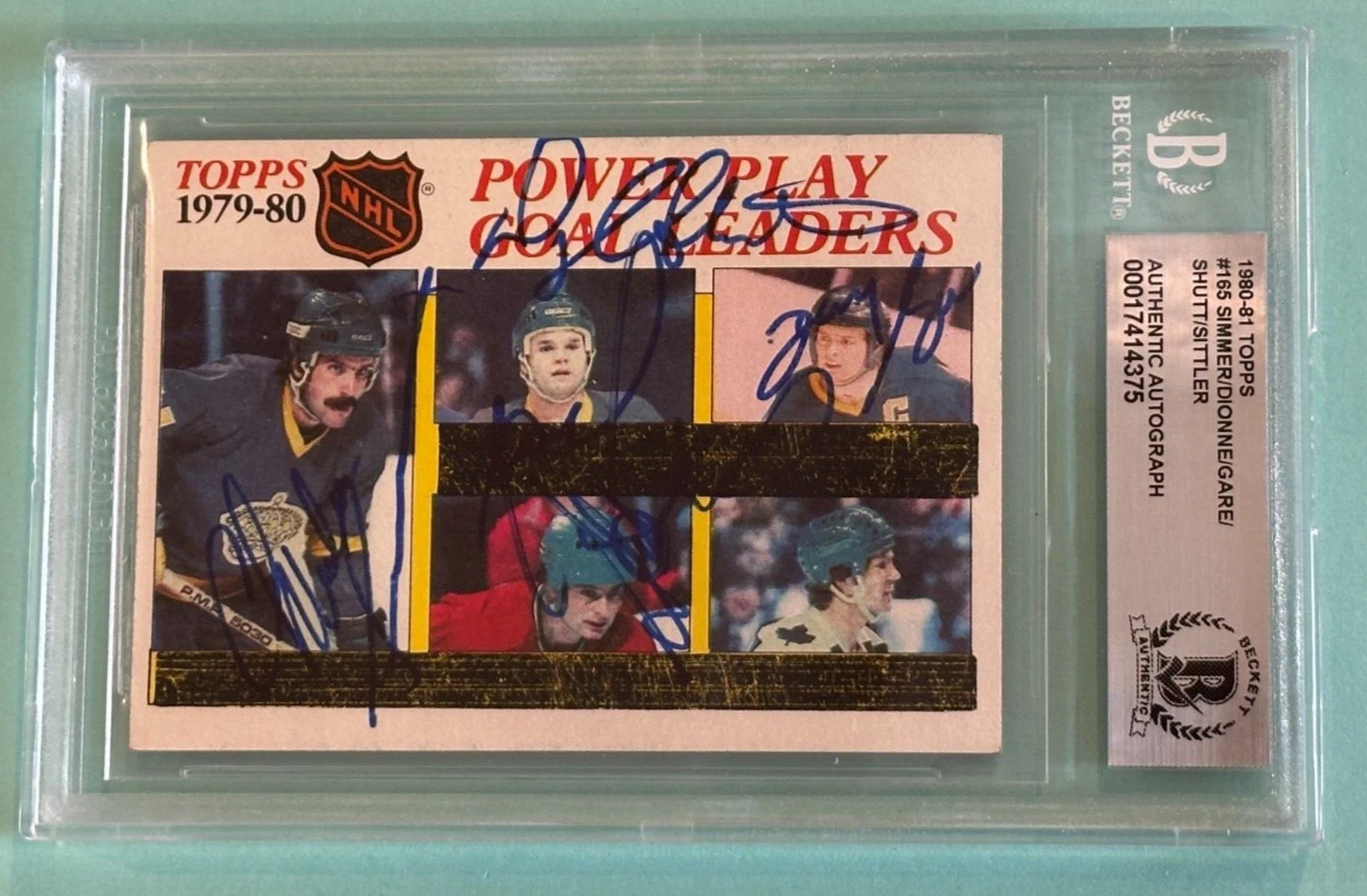 RAY BOURQUE Signed 1981-82 TOPPS Card #5 Beckett BAS