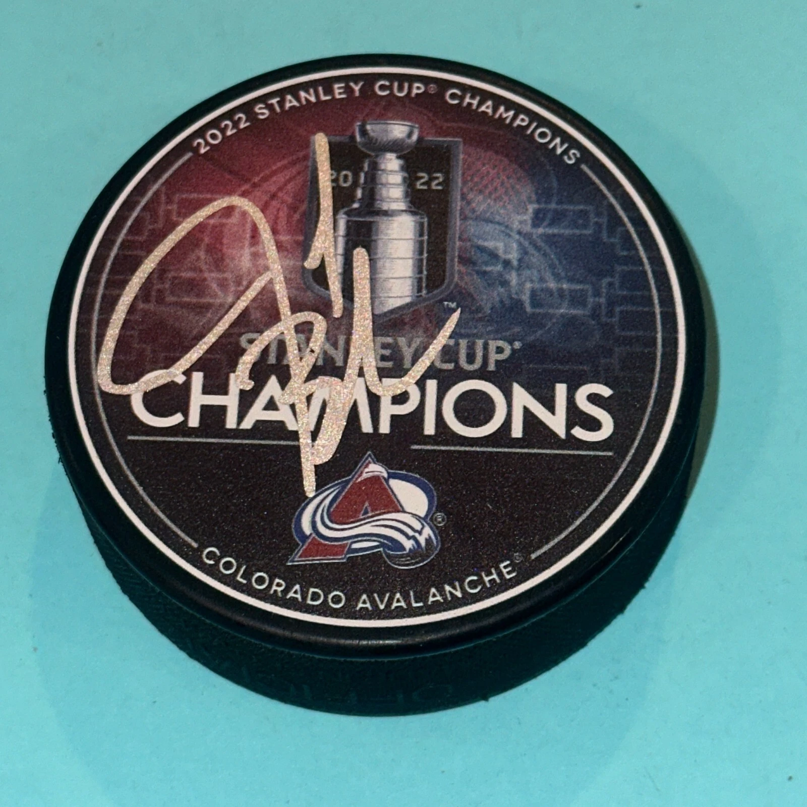 JARED BEDNAR Signed 2022 STANLEY CUP CHAMPS Puck Beckett Auth BAS