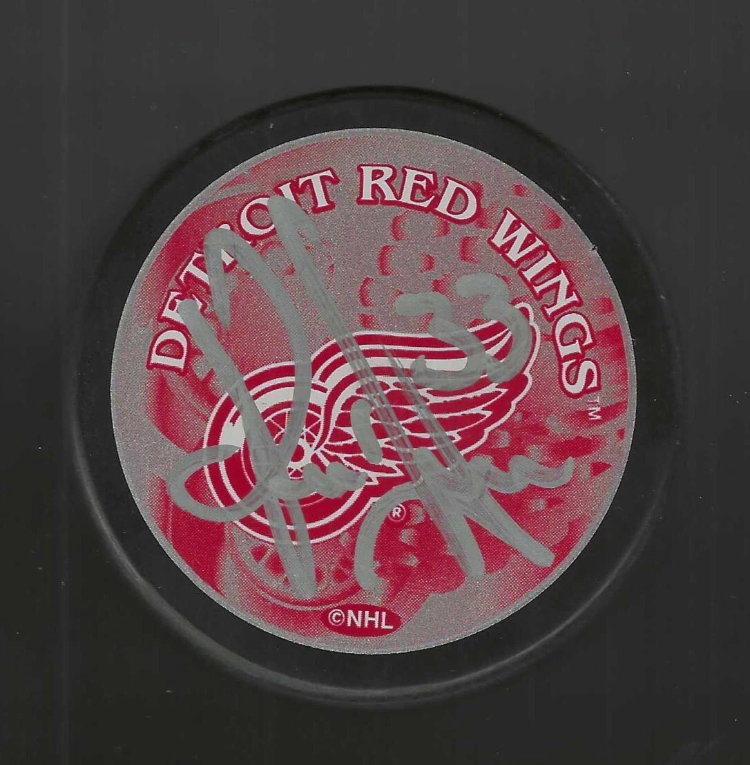 Kris Draper Signed Detroit Red Wings Souvenir Puck
