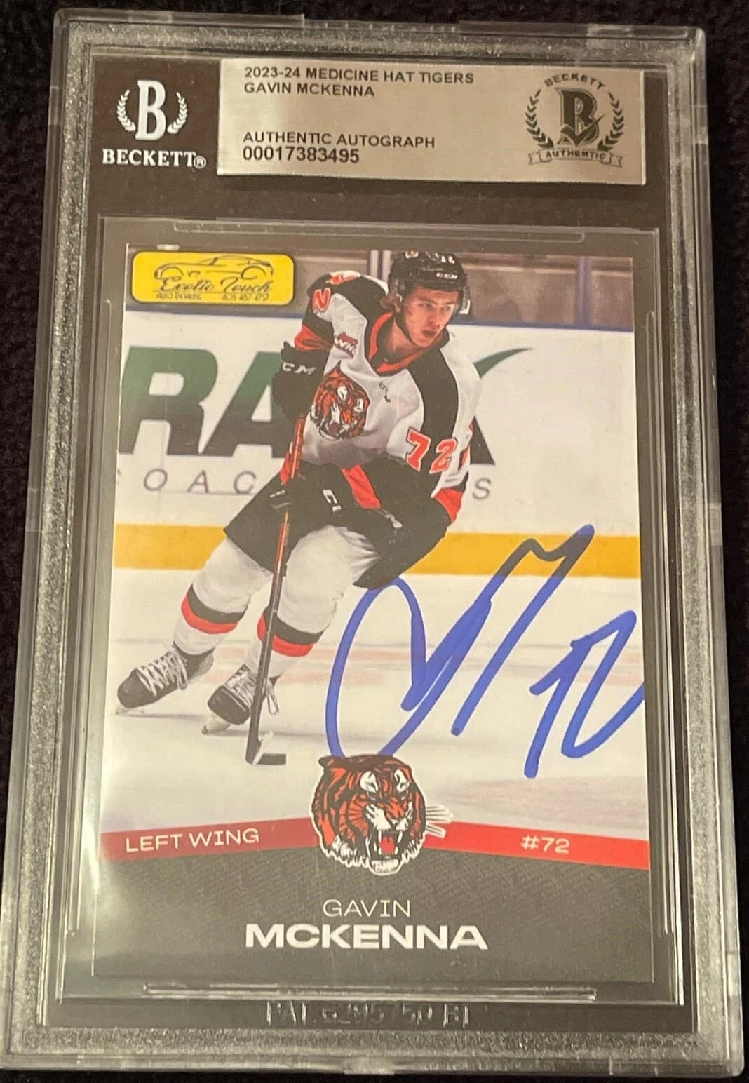 Gavin McKenna Signed 2023-24 Medicine Hat Tigers Team Card Beckett Authenticated