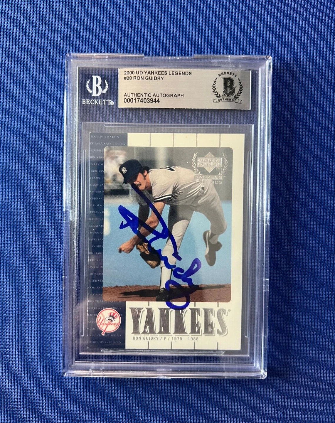 2000 UPPER DECK YANKEES LEGENDS RON GUIDRY SIGNED AUTOGRAPHED #28 BECKETT