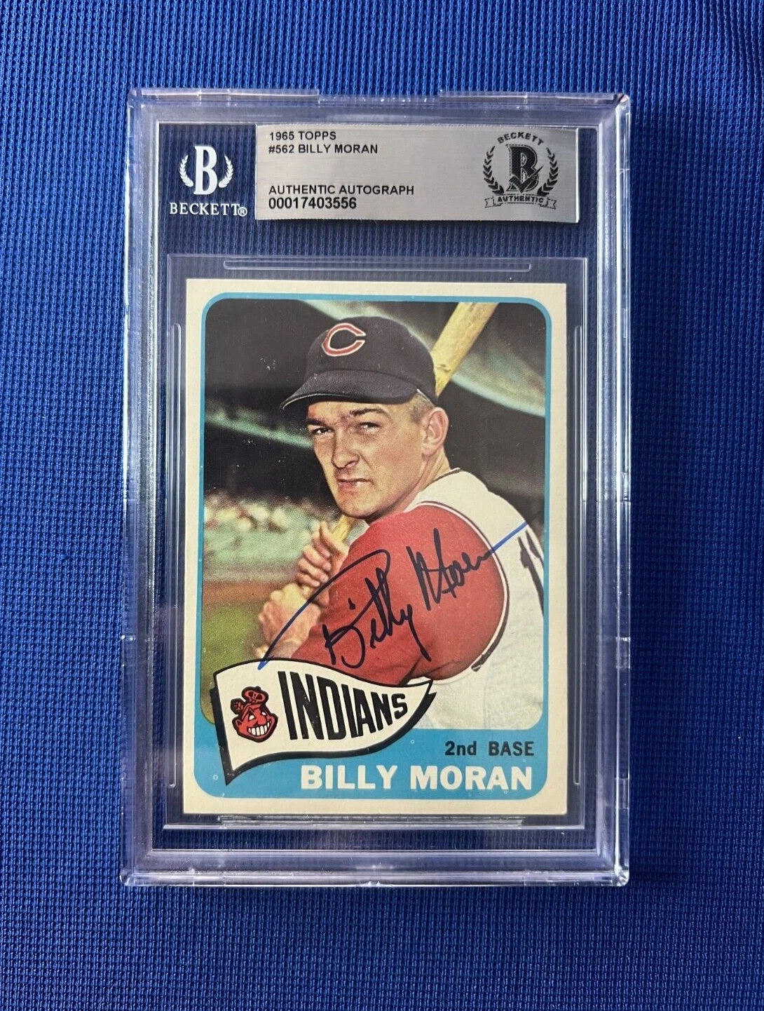 1965 TOPPS BILLY MORAN CLEVELAND INDIANS SIGNED AUTOGRAPHED CARD #562 BECKETT