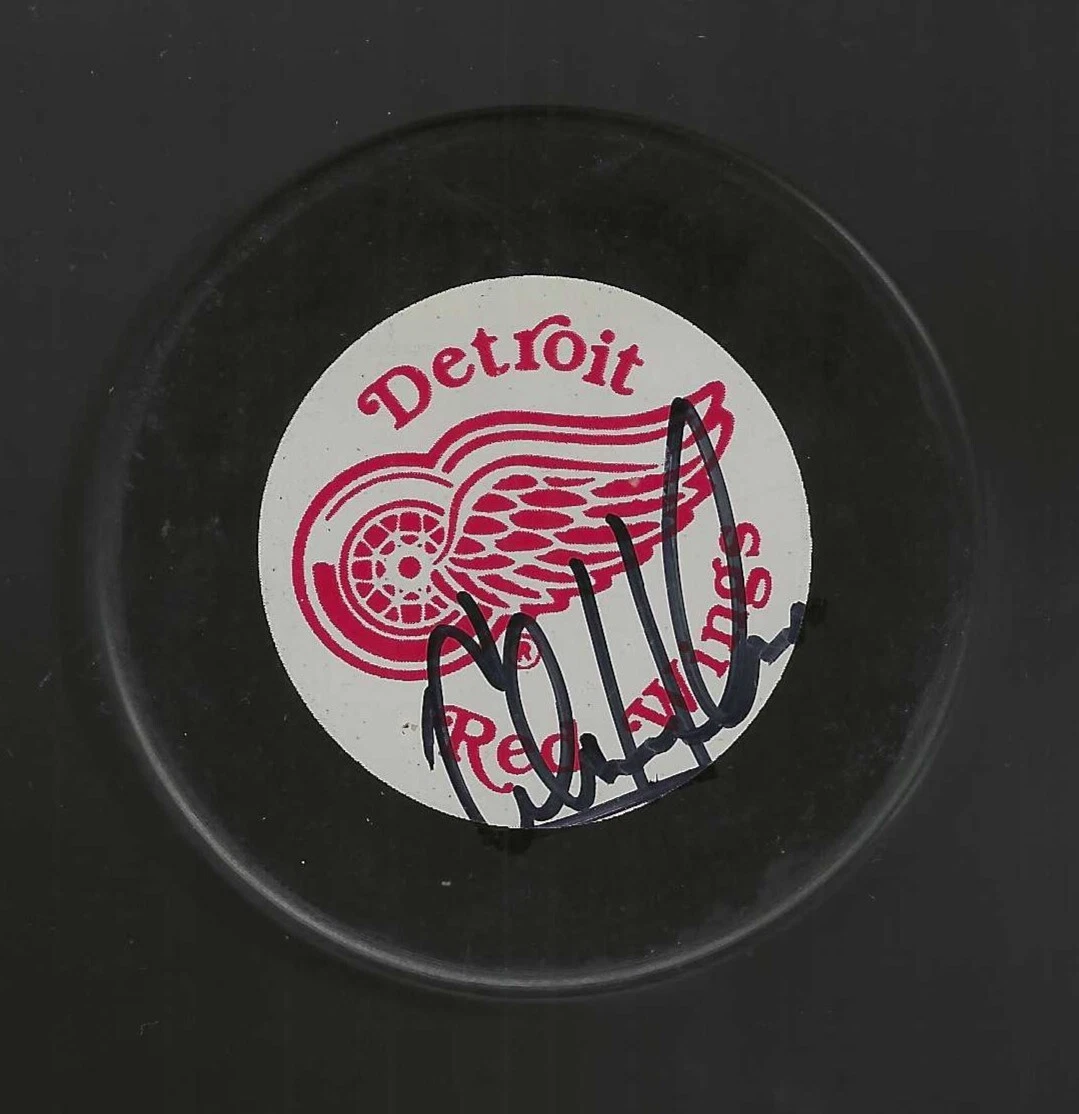 Glen Hanlon Signed Detroit Red Wings Official Game Puck