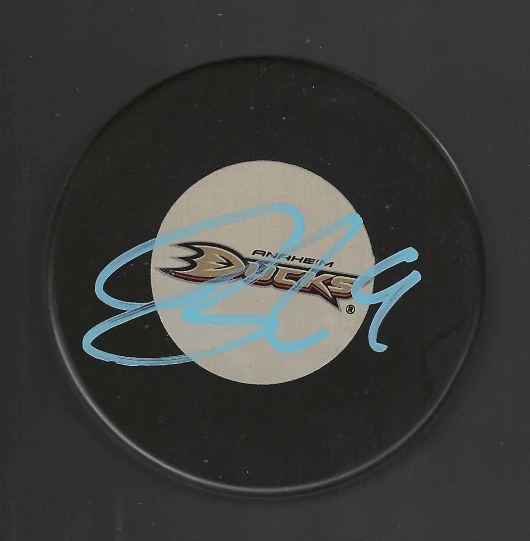 Bobby Ryan Signed Anaheim Ducks Puck Signed In Blue