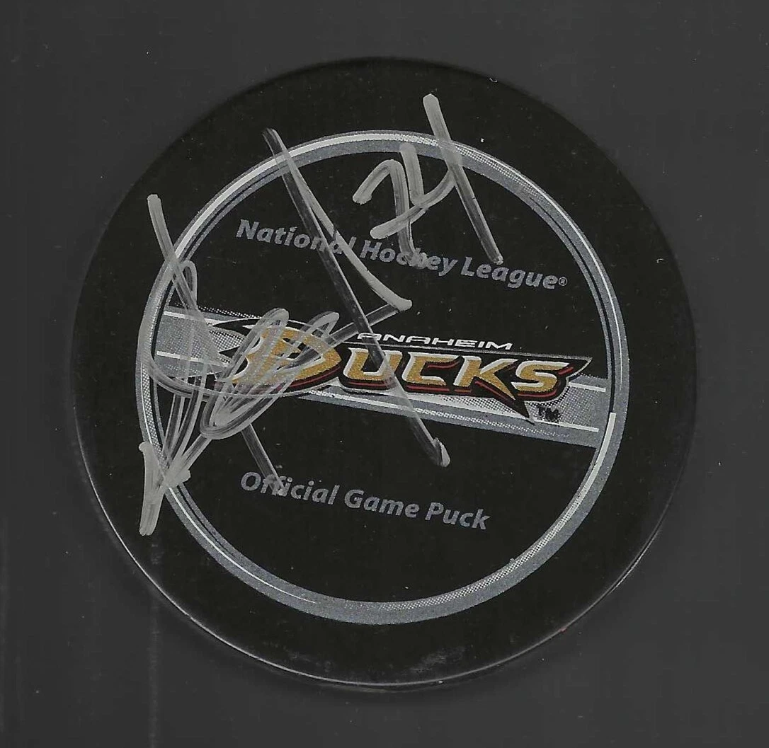 Peter Holland Signed Anaheim Ducks Official Game Puck