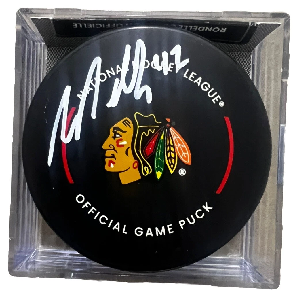 NOLAN ALLEN signed (CHICAGO BLACKHAWKS) official game puck BECKETT BP59312