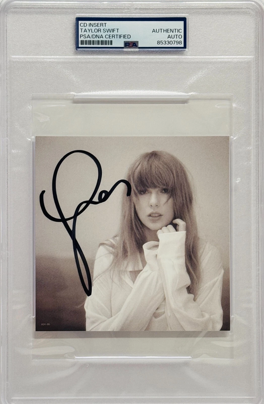 TAYLOR SWIFT Signed Autograph Slabbed Encapsulated CD Insert PSA/DNA 798