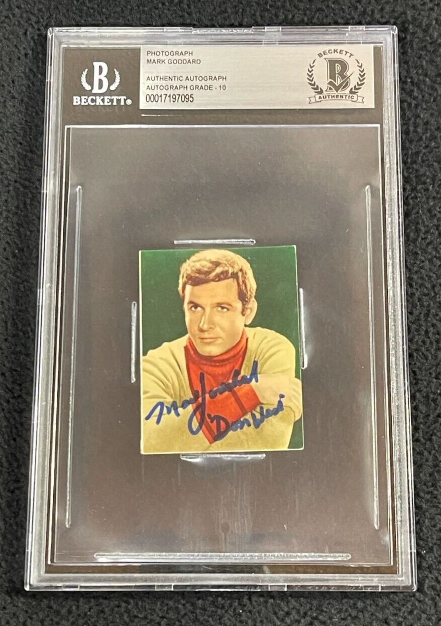 Mark Goddard Signed Lost In Space Spanish Trading Card #77 Beckett Certified