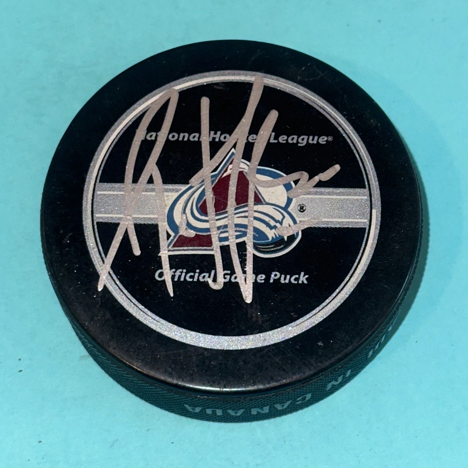 PATRICK ROY Signed Colorado AVALANCHE Official GAME Puck Beckett (BAS)