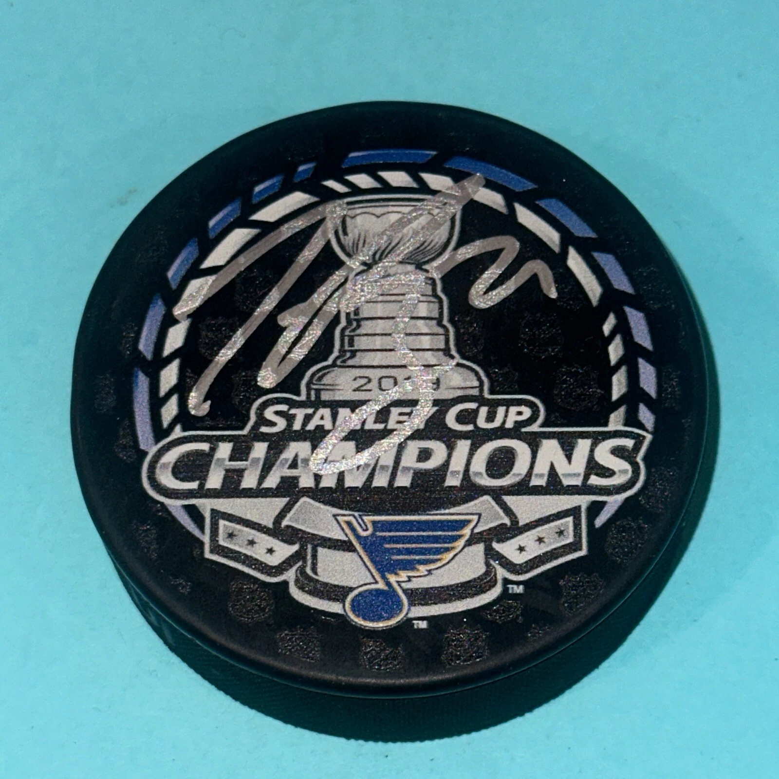 TYLER BOZAK (Blues) Signed 2019 STANLEY CUP CHAMPS Puck Beckett Auth (BAS)