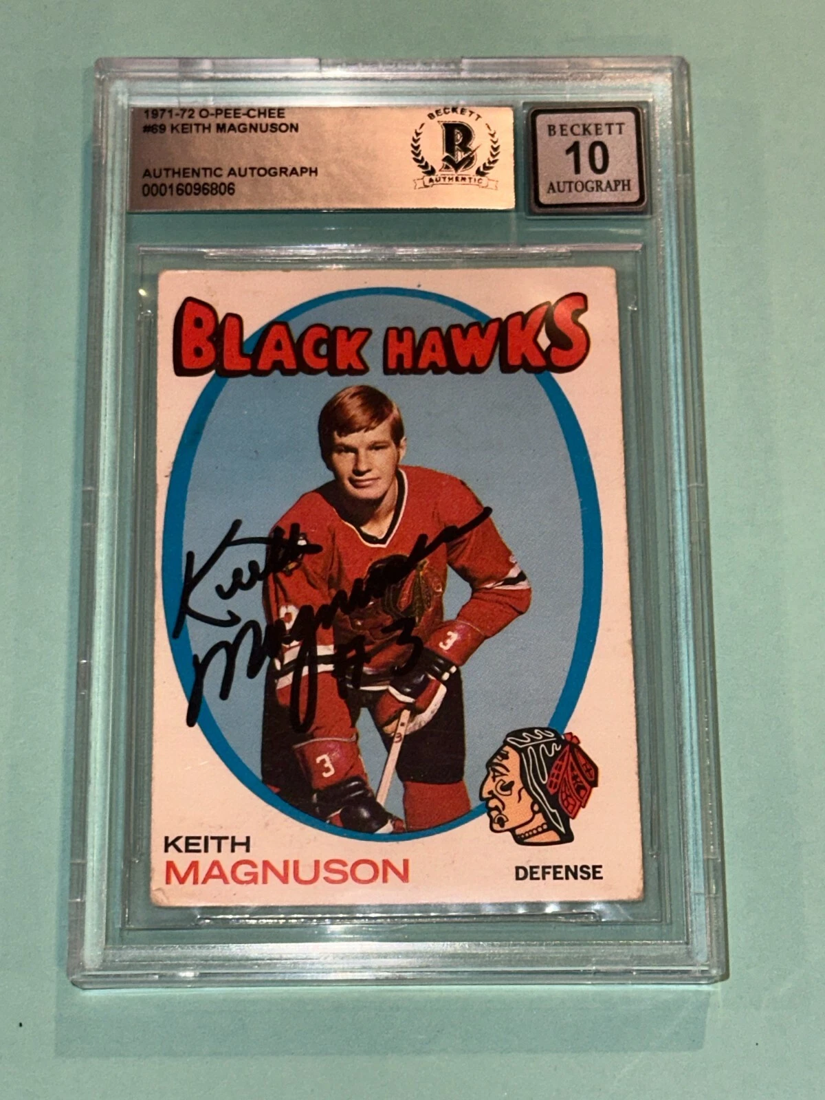 KEITH MAGNUSON Signed 1971-72 O-PEE-CHEE Card #69 Beckett BAS AUTO 10