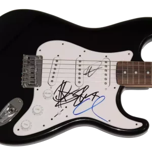 5 SECONDS OF SUMMER 5SOS SIGNED AUTOGRAPH BLACK FENDER ELECTRIC GUITAR JSA COA