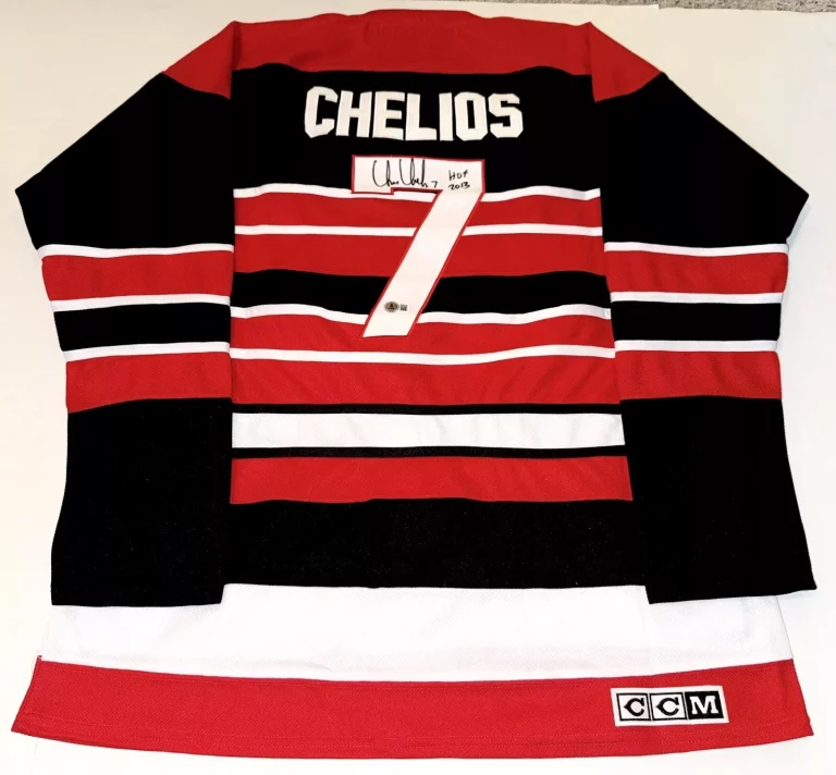 CHRIS CHELIOS SIGNED CHICAGO BLACKHAWKS JERSEY W/ HOF INSCRIP BECKETT WITNESSED COLLECTIBLE MEMORABILIA