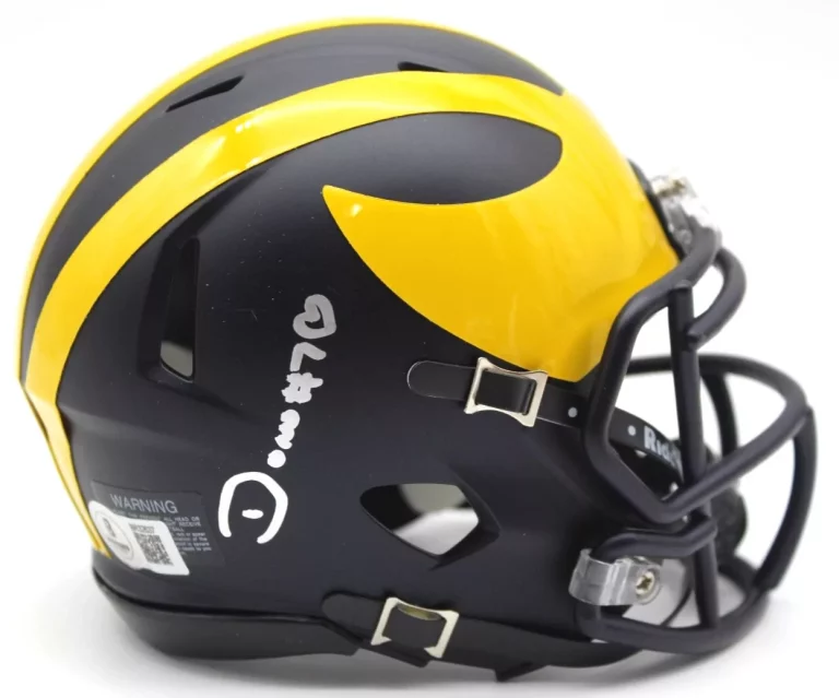 DONOVAN EDWARDS SIGNED MICHIGAN WOLVERINE MINI FOOTBALL HELMET W/BECKETT BR32637 COLLECTIBLE MEMORABILIA