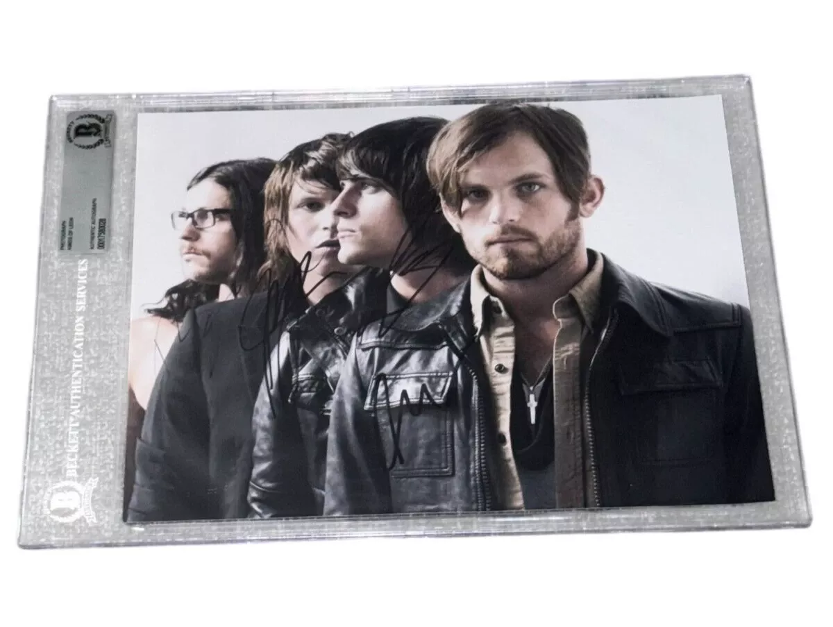 Kings Of Leon Band 3+ Signed Autograph 8x10 Photo Authentic Beckett Slabbed BAS