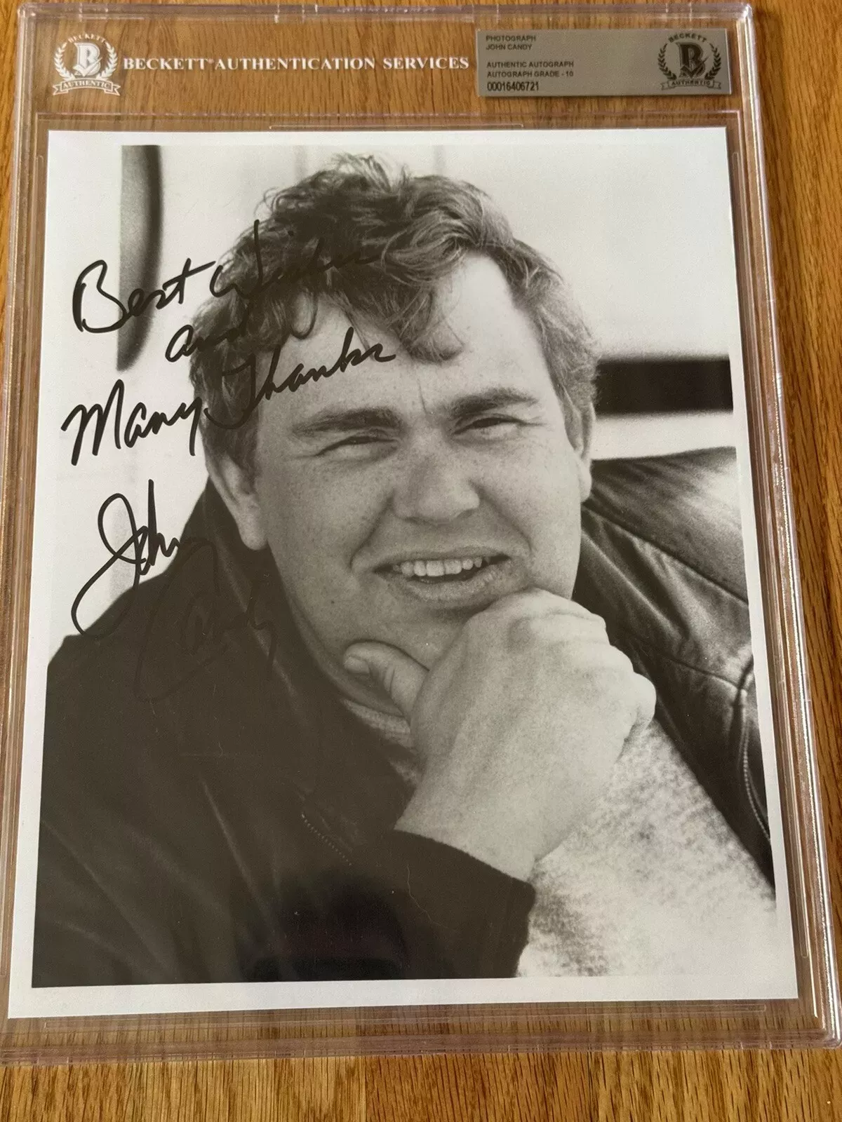 Rare John Candy SIGNED AUTOGRAPHED 8 by 10 Photo Beckett Slabbed Auto Grade 10