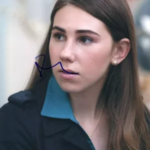 Zosia Mamet signed 8x10 Photograph w/COA Shoshanna Shapiro #4 Collectible Memorabilia