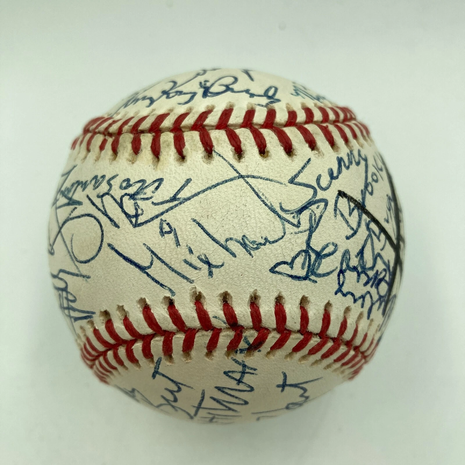 WWF WRESTLING LEGENDS SIGNED BASEBALL WITH 30 SIGNATURES BECKETT COA COLLECTIBLE MEMORABILIA