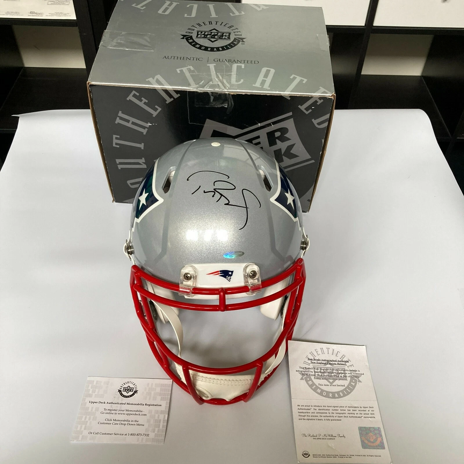 Tom Brady UDA Signed New England Patriots Authentic Game Model Helmet Upper Deck