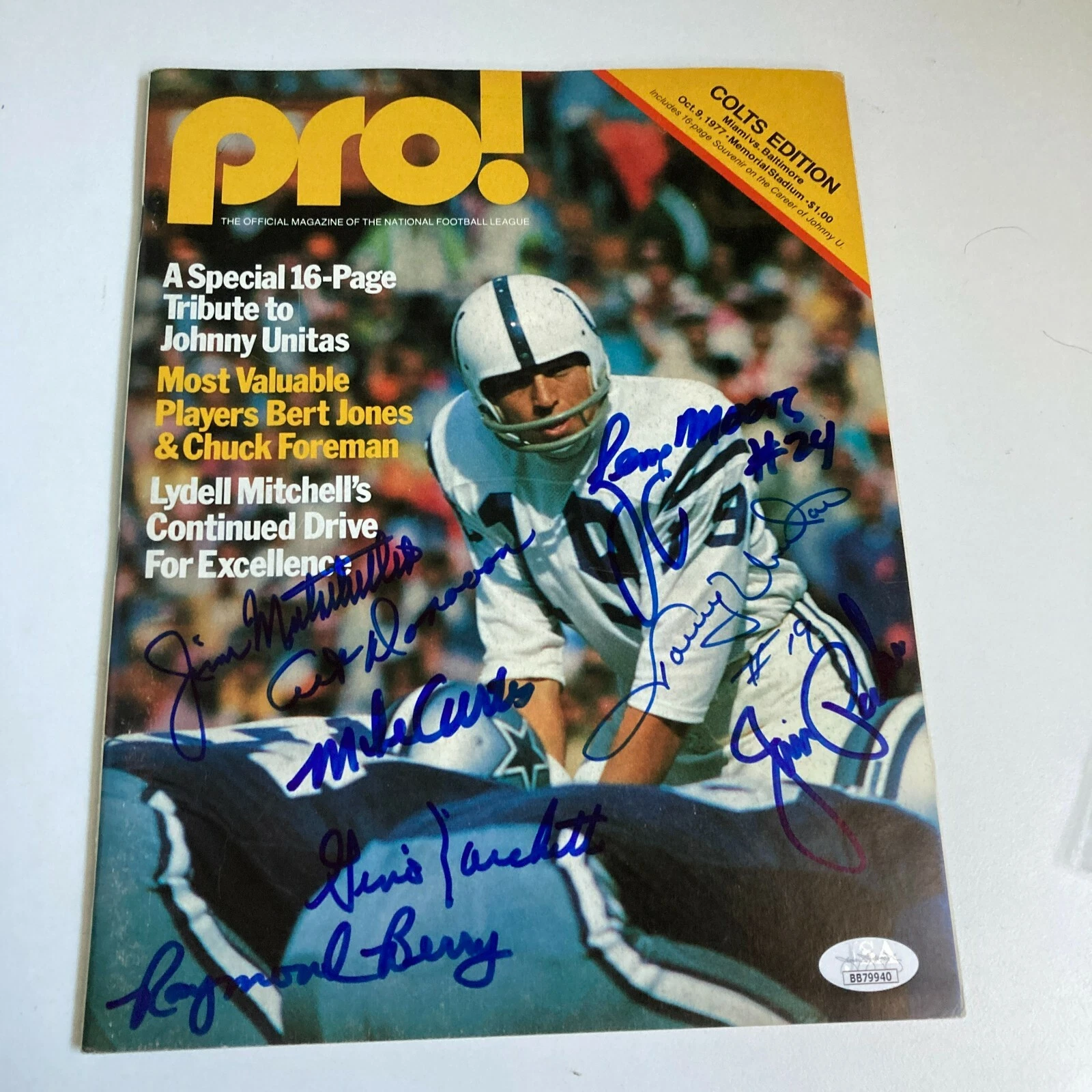 1977 BALTIMORE COLTS TEAM SIGNED PRO! MAGAZINE WITH JOHNNY UNITAS JSA COA COLLECTIBLE MEMORABILIA